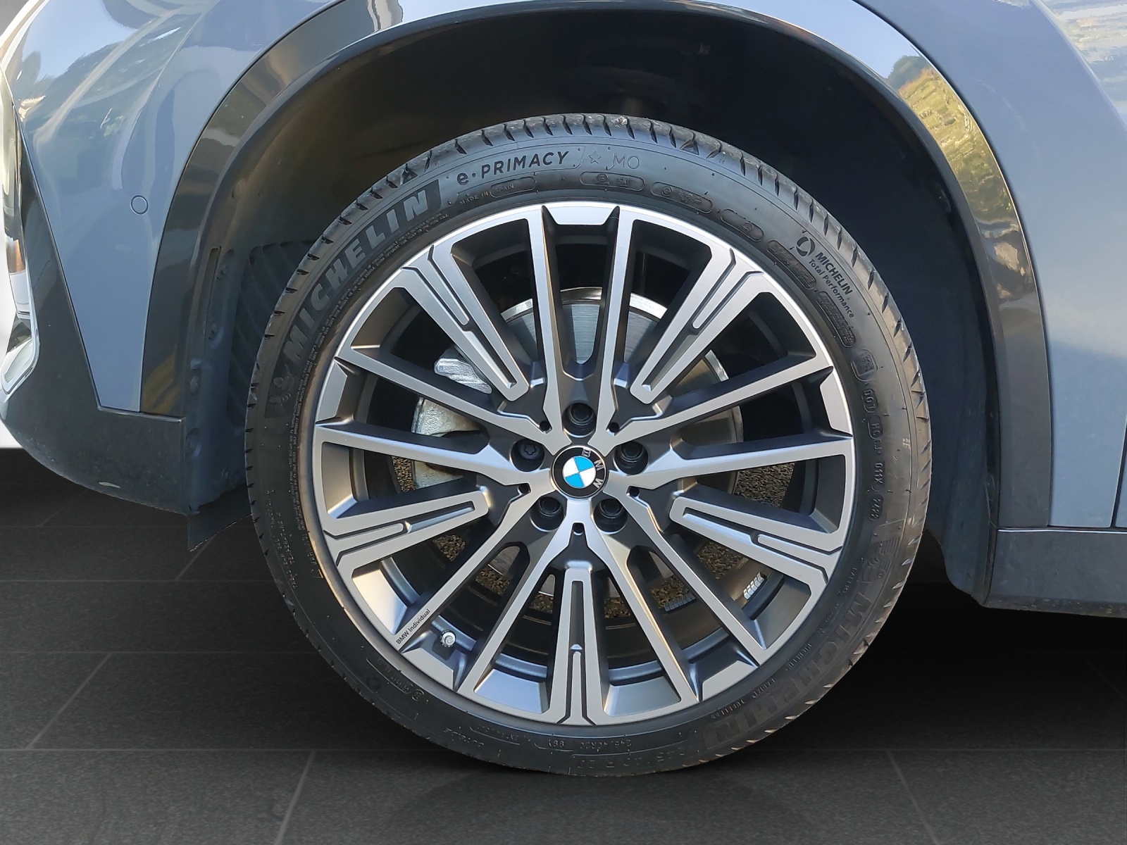 BMW X1 xDrive 23d 48V xLine-image-8