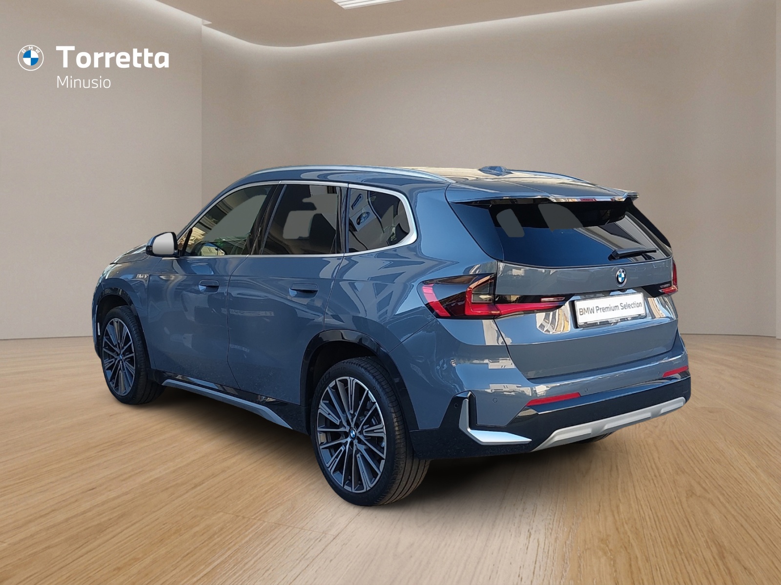 BMW X1 xDrive 23d 48V xLine-showroom-element-2