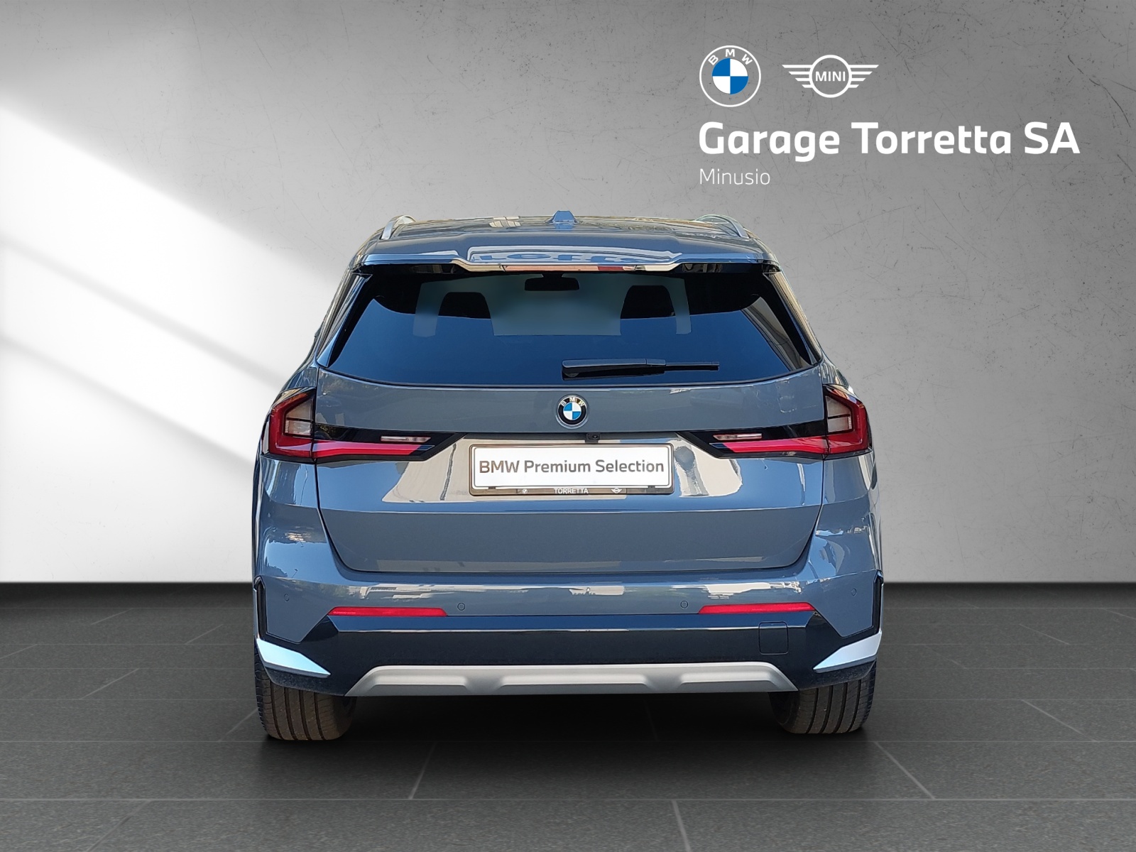 BMW X1 xDrive 23d 48V xLine-image-3