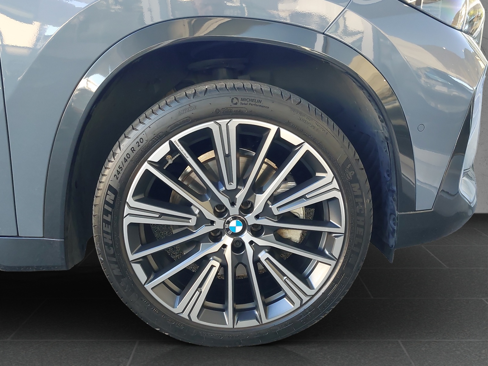 BMW X1 xDrive 23d 48V xLine-image-9
