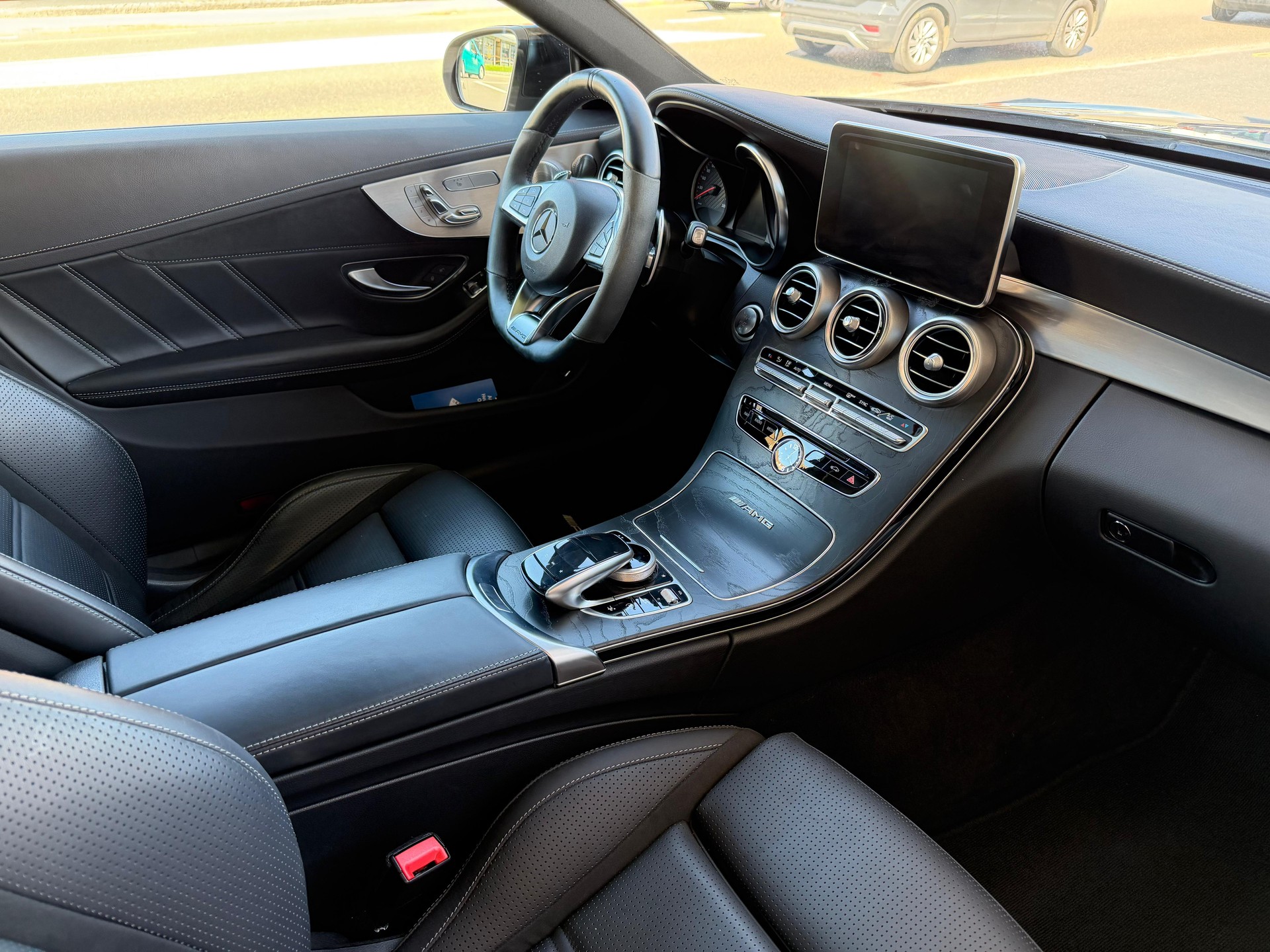 MERCEDES-BENZ C 63 S AMG-image-5