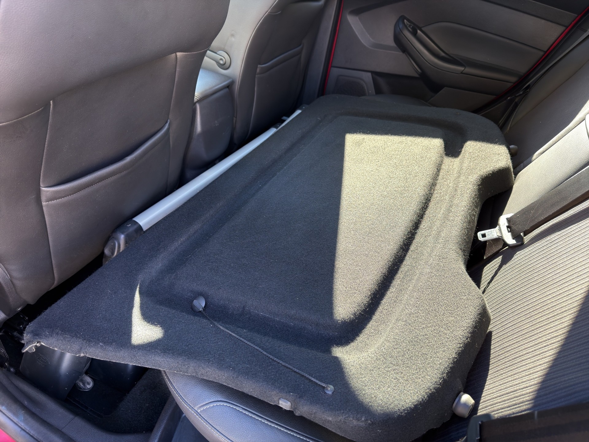 FORD Focus 1.6 SCTi Titanium-image-14