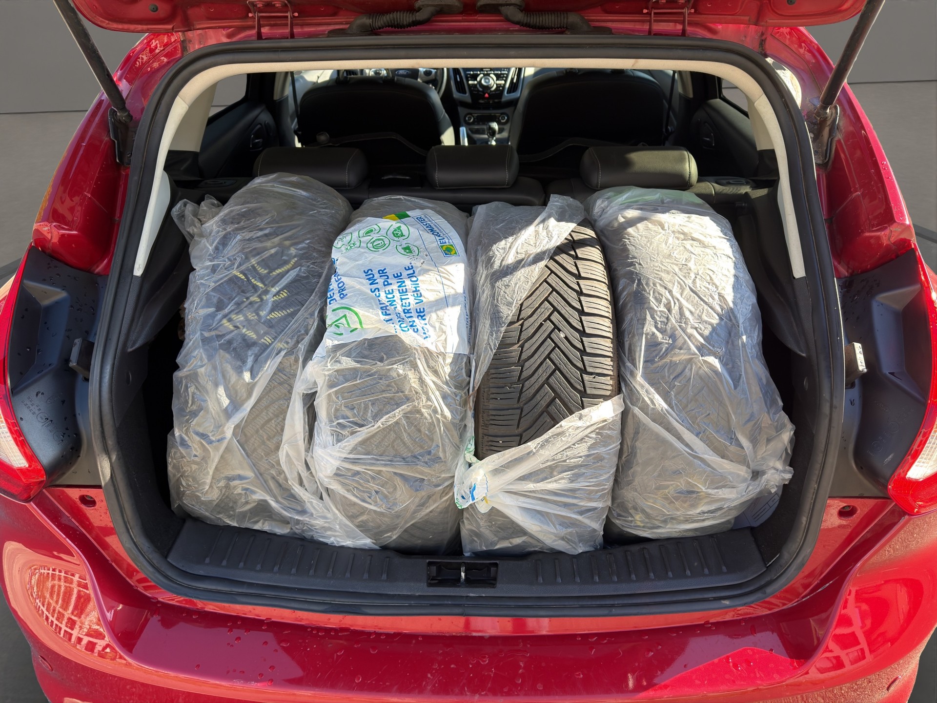 FORD Focus 1.6 SCTi Titanium-image-21