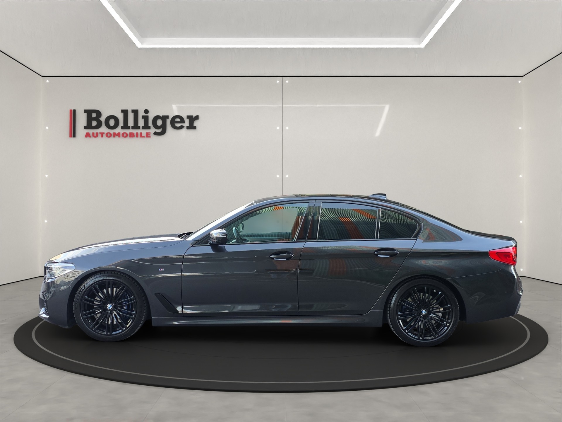 BMW 530d xDrive Pure M Sport Edition Steptronic-image-10