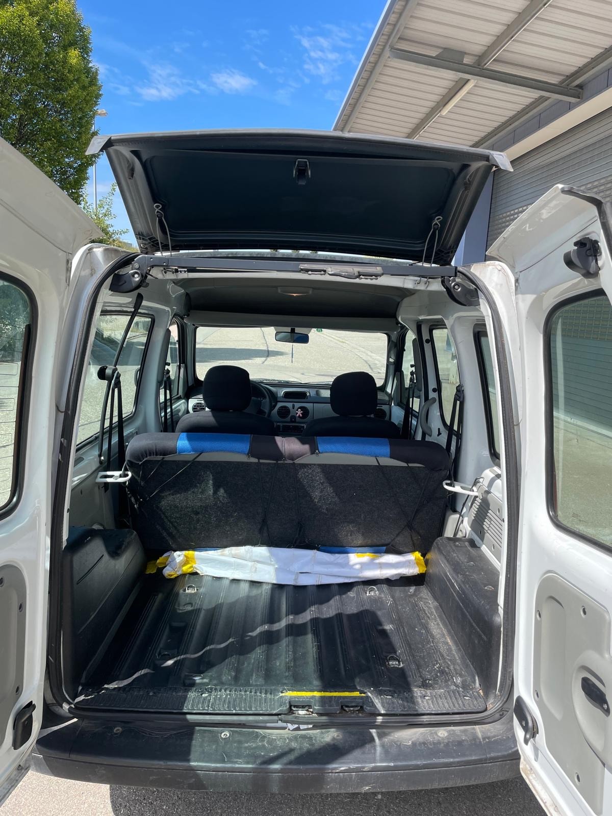 RENAULT Kangoo 1.6 16V Privilège-image-4