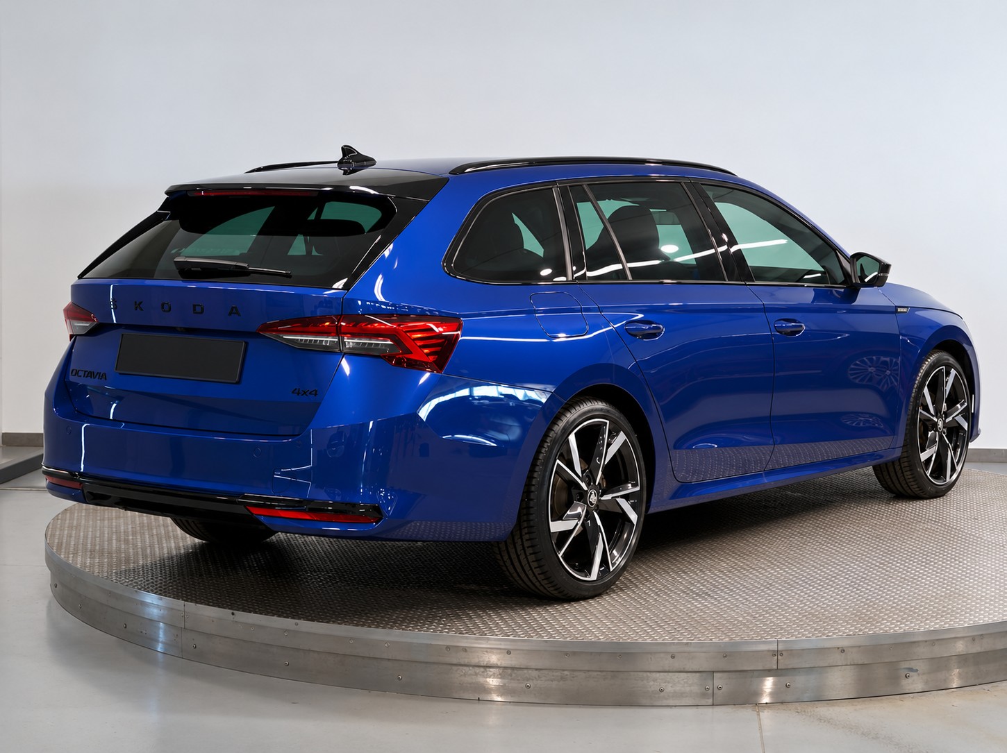 SKODA Octavia Combi 2.0 TSI DSG Sport Line 4x4 204PS *FACELIFT MODEL *Garantie bis 10.2030 oder MAX: 150'000KM-image-2