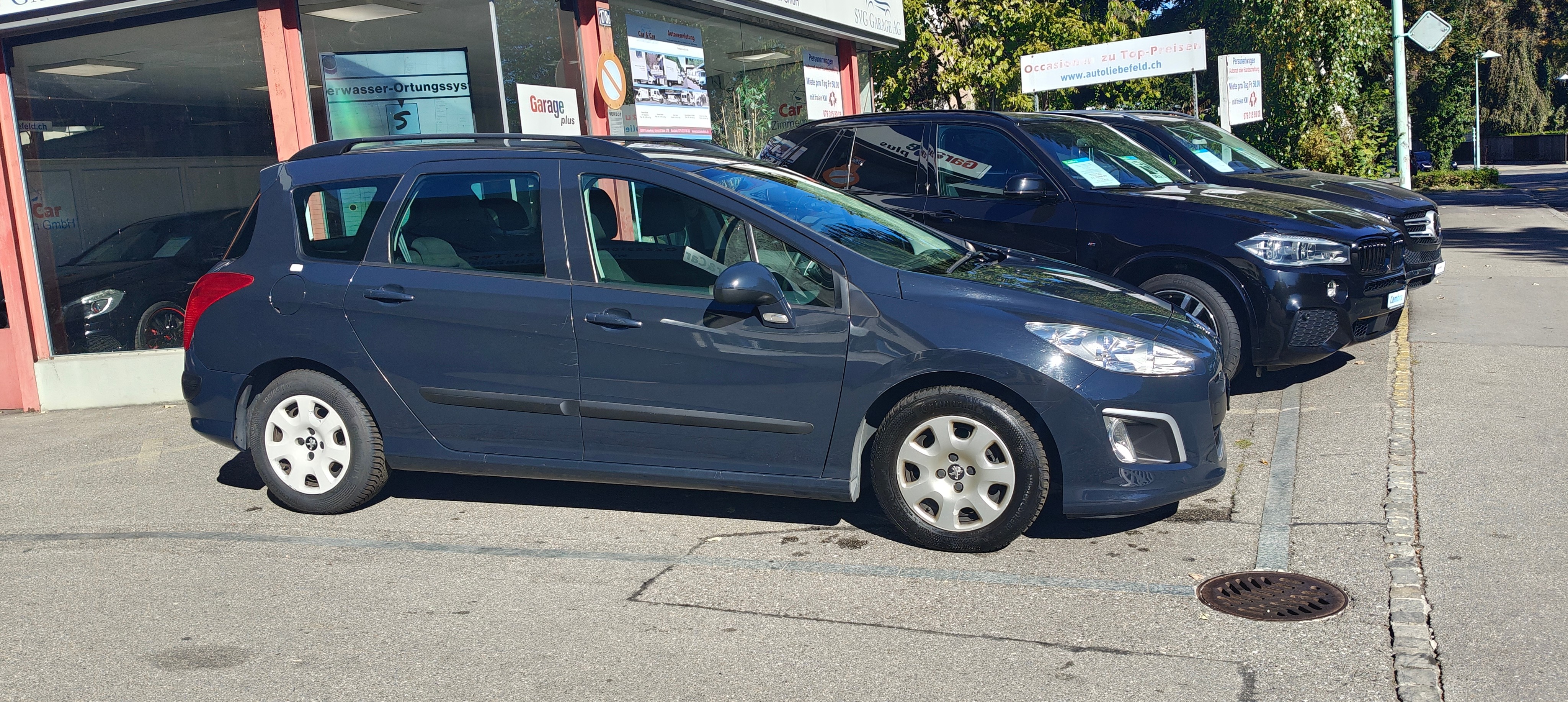 Car photo
