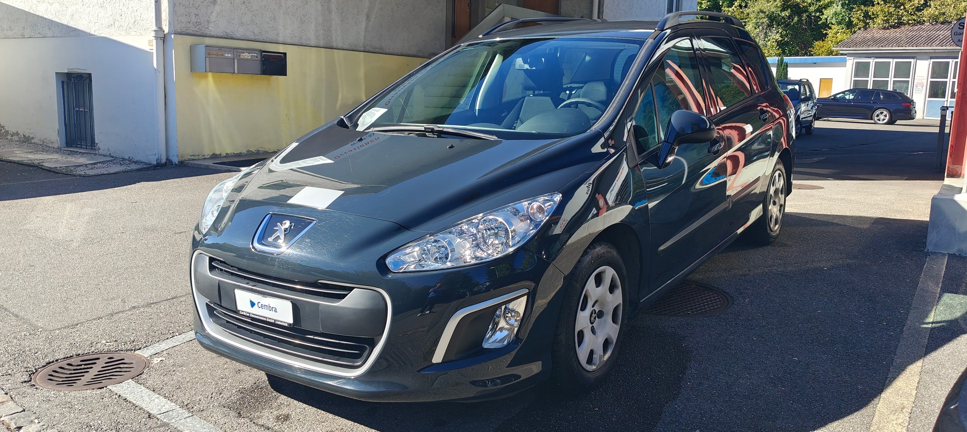 PEUGEOT 308 SW 1.6 HDI Active EGS6-image-1
