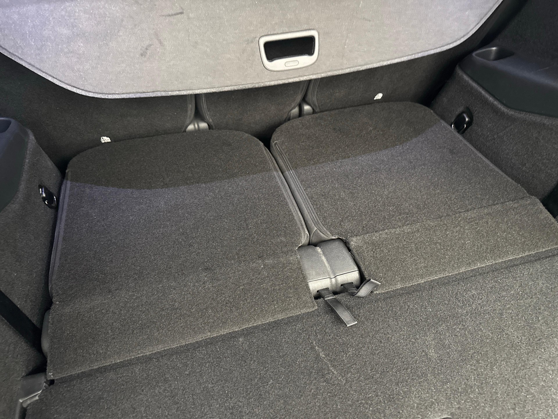 PEUGEOT 5008 1.6 PHEV GT-image-12