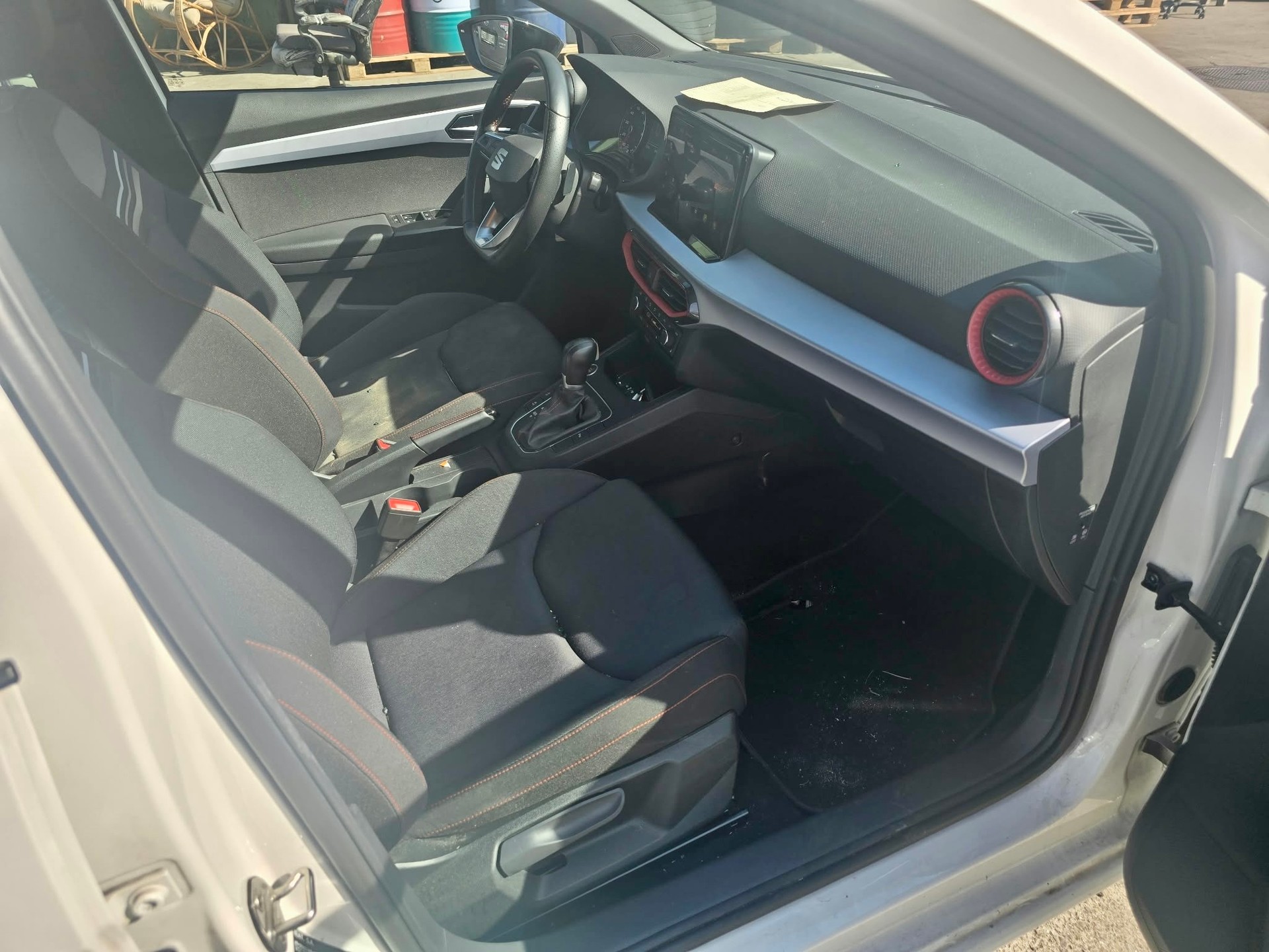 SEAT Ibiza 1.0 EcoTSI Hola FR DSG-image-10