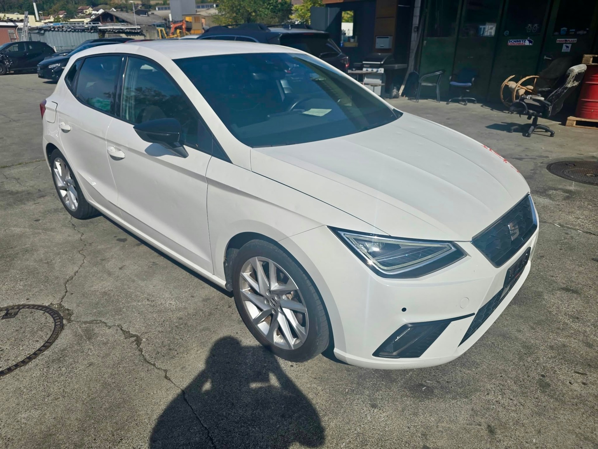 SEAT Ibiza 1.0 EcoTSI Hola FR DSG-image-1