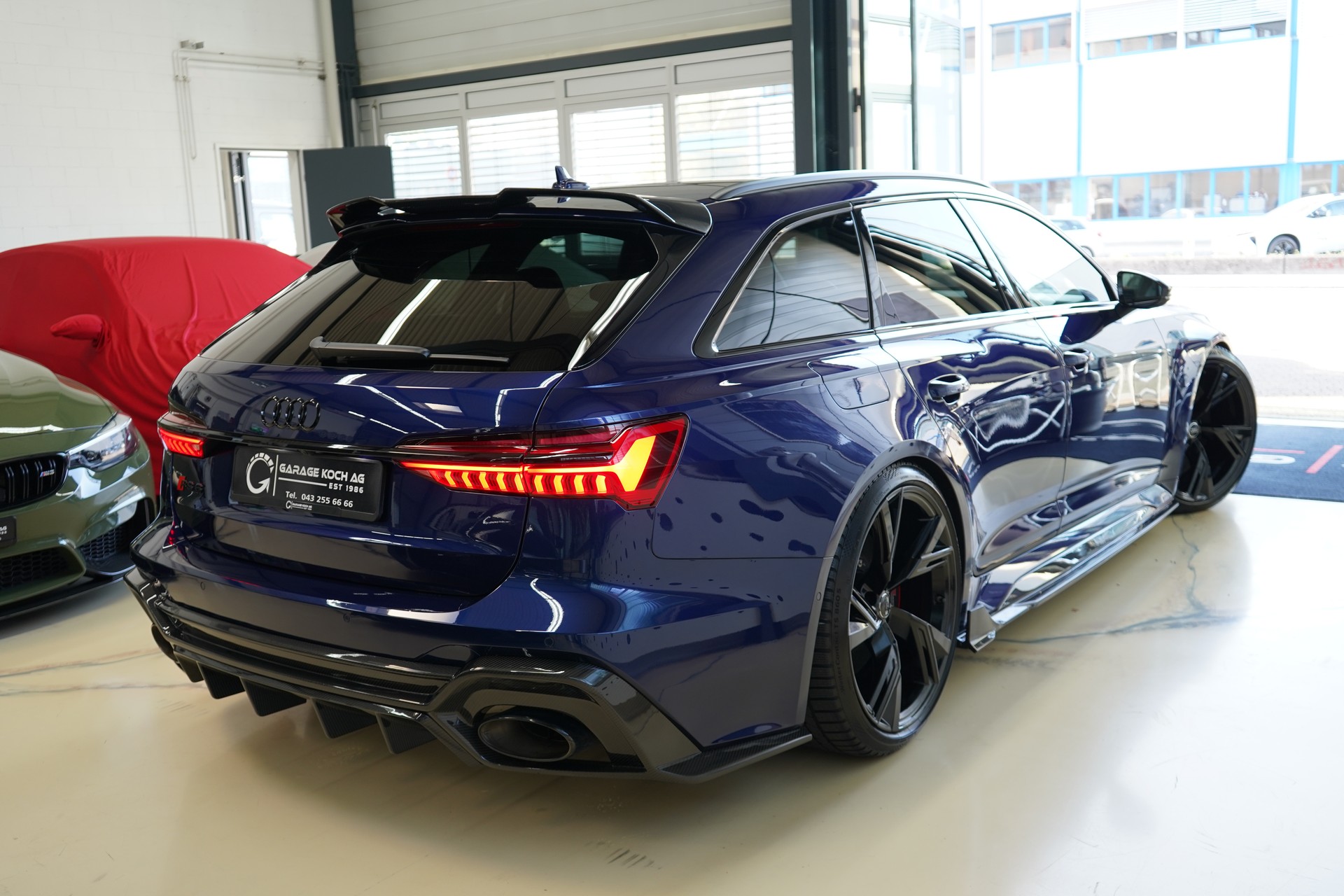 AUDI RS6 Avant 4.0 TFSI V8 quattro / Exklusiv Carbon Kit **-image-8