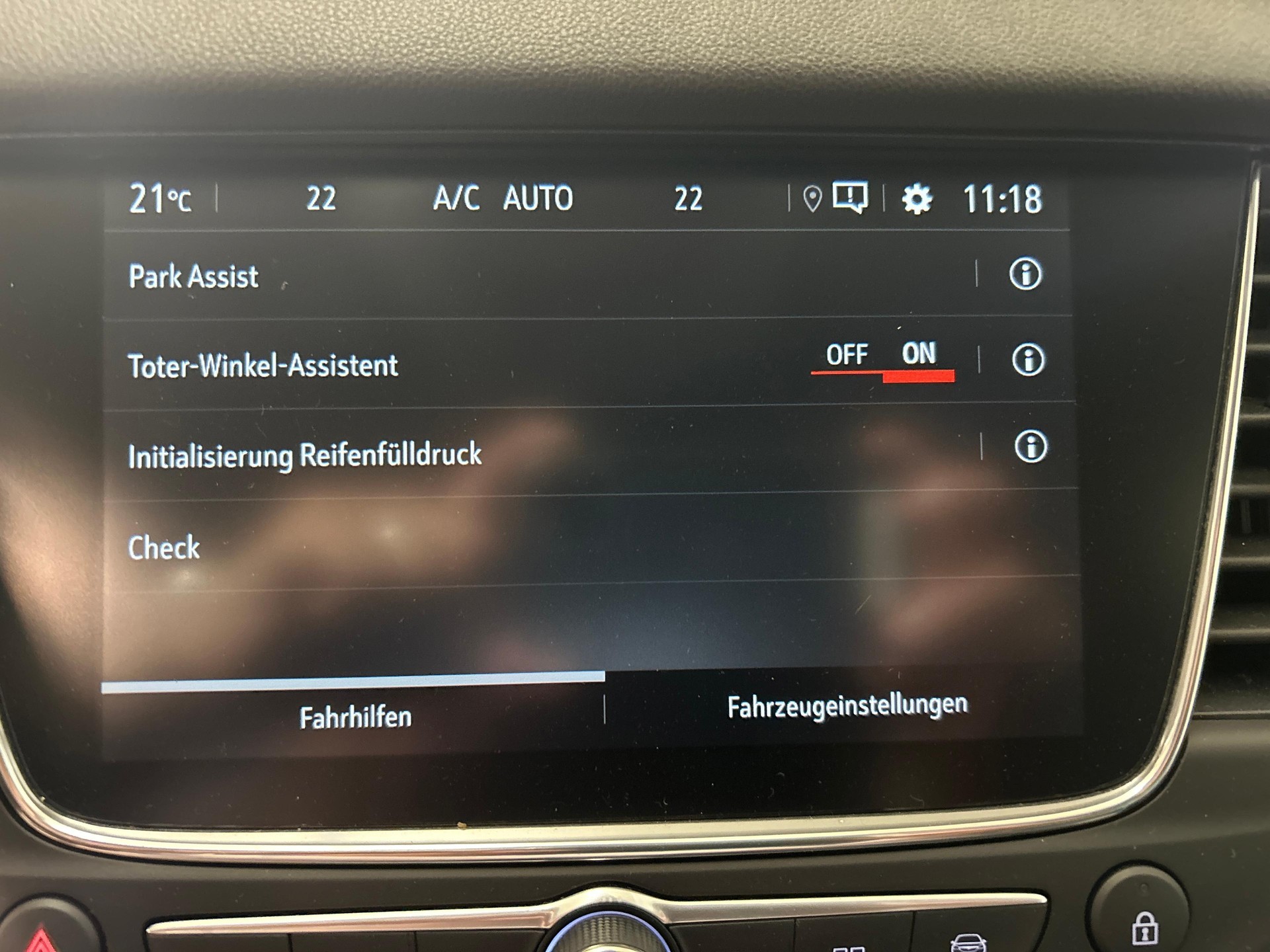 OPEL Grandland X 1.6 T PHEV Excellence-image-17