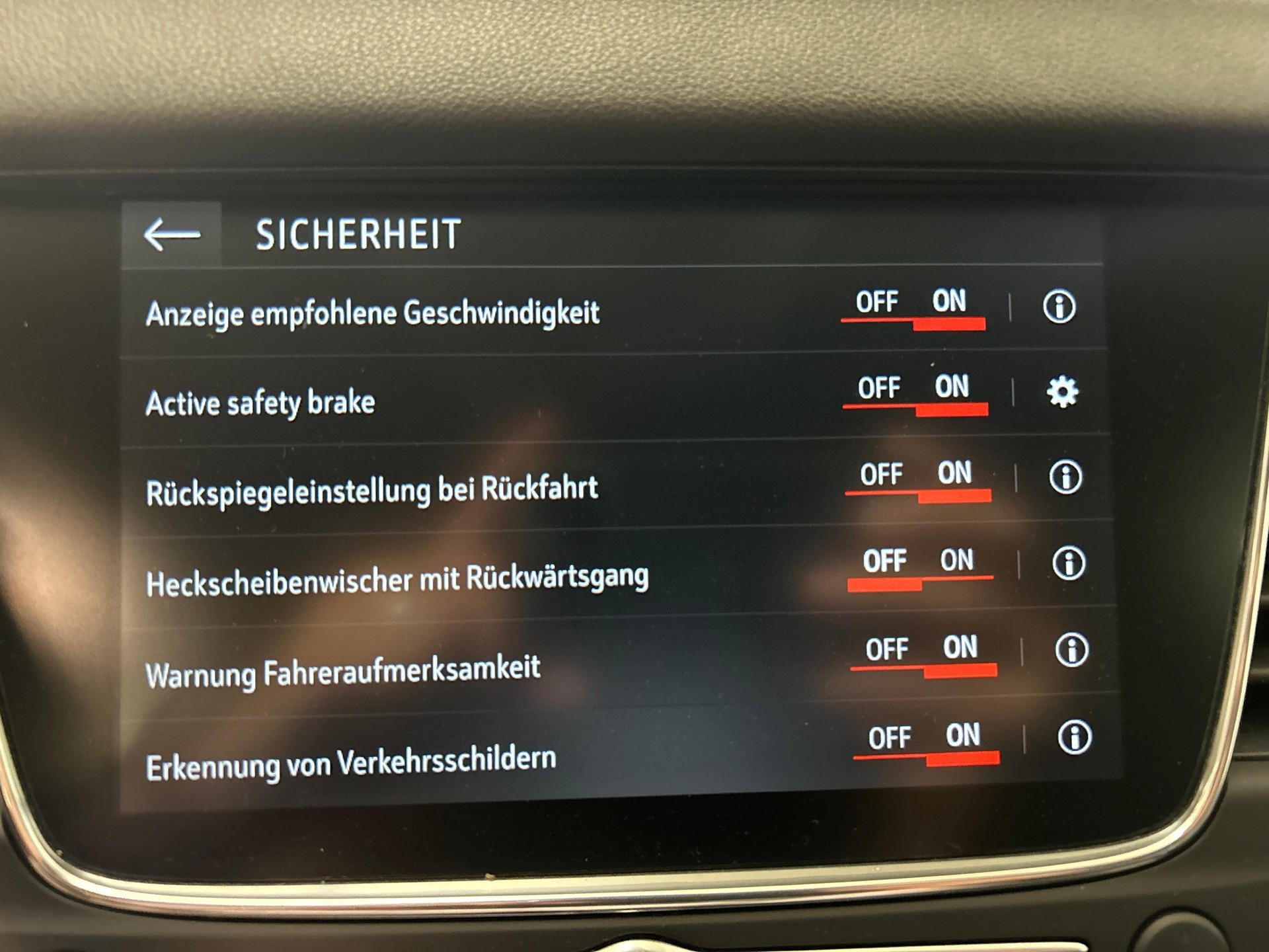 OPEL Grandland X 1.6 T PHEV Excellence-image-18