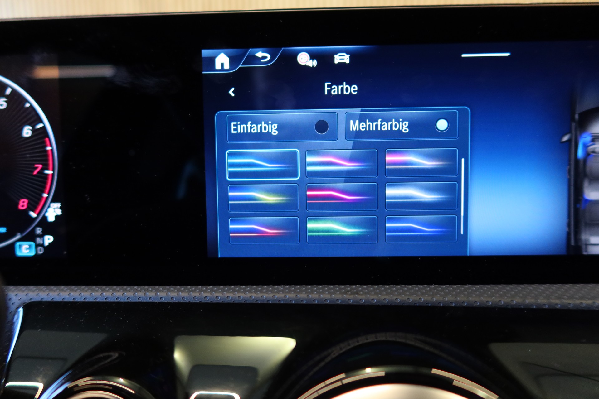 MERCEDES-BENZ A 200 Night Star AMG Line-image-17