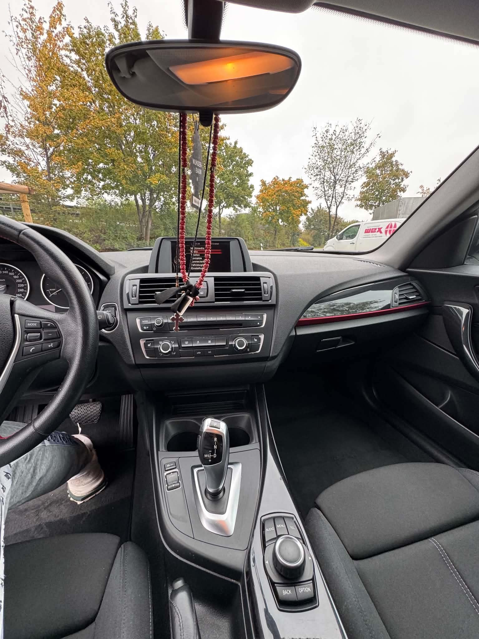 BMW 116d-image-5