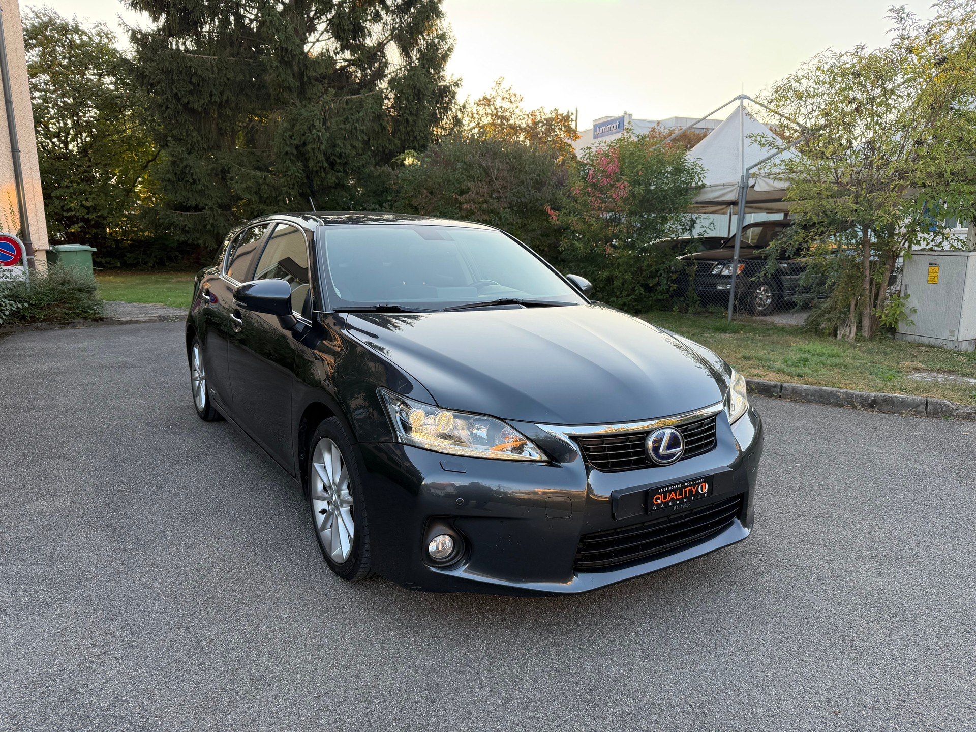 LEXUS CT 200h 1.8 excellence CVT-image-8