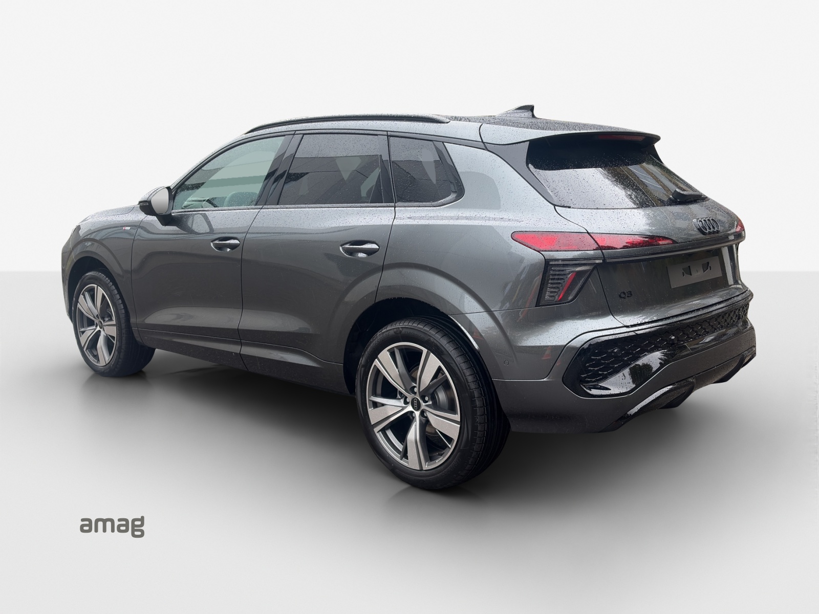 AUDI Q3 SUV 110 kW TFSI S tronic-showroom-element-2