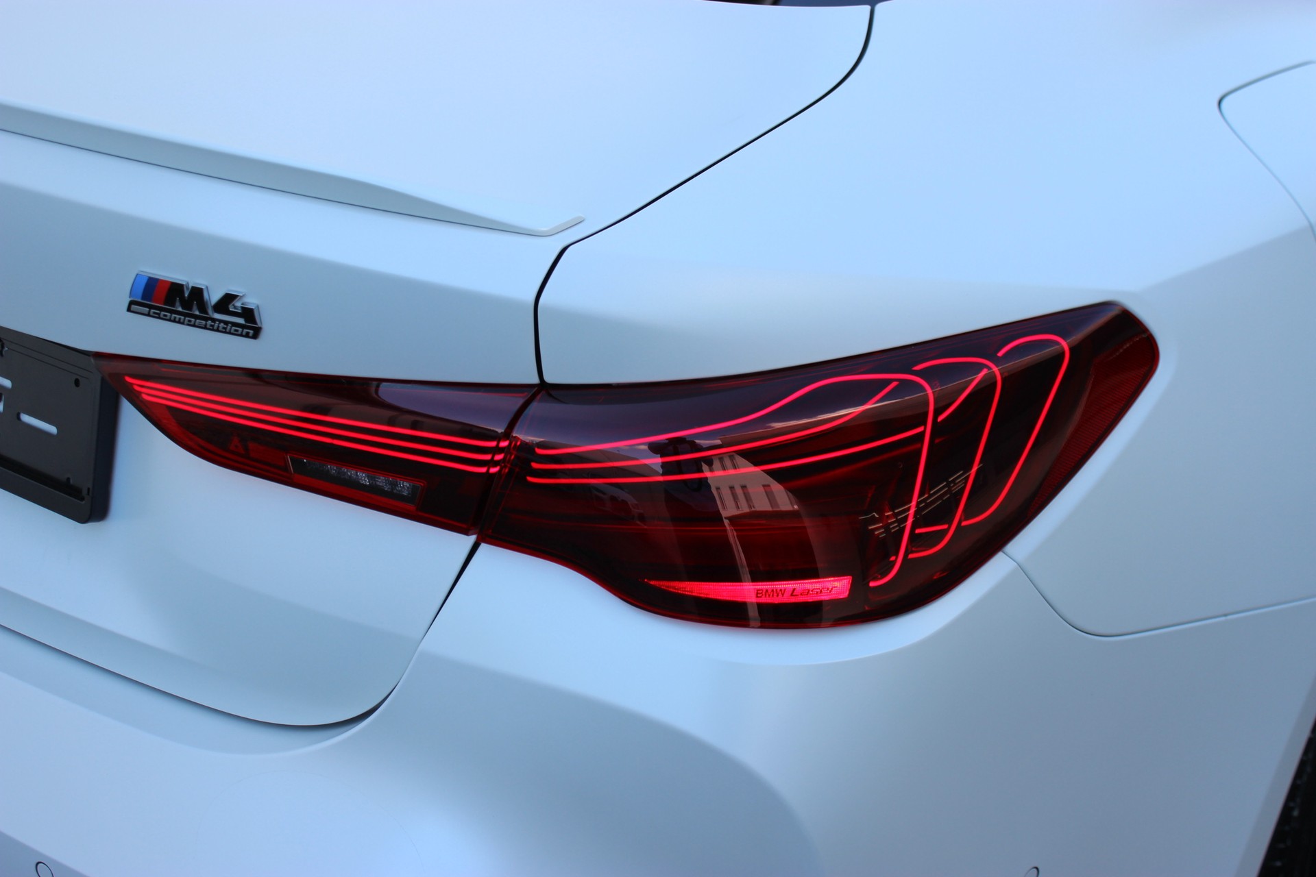 BMW M4 Coupé Competition M xDrive Individual *Frozen Brilliant White Metallic* 🎉1.88%-LEASINGAKTION🎉-image-8