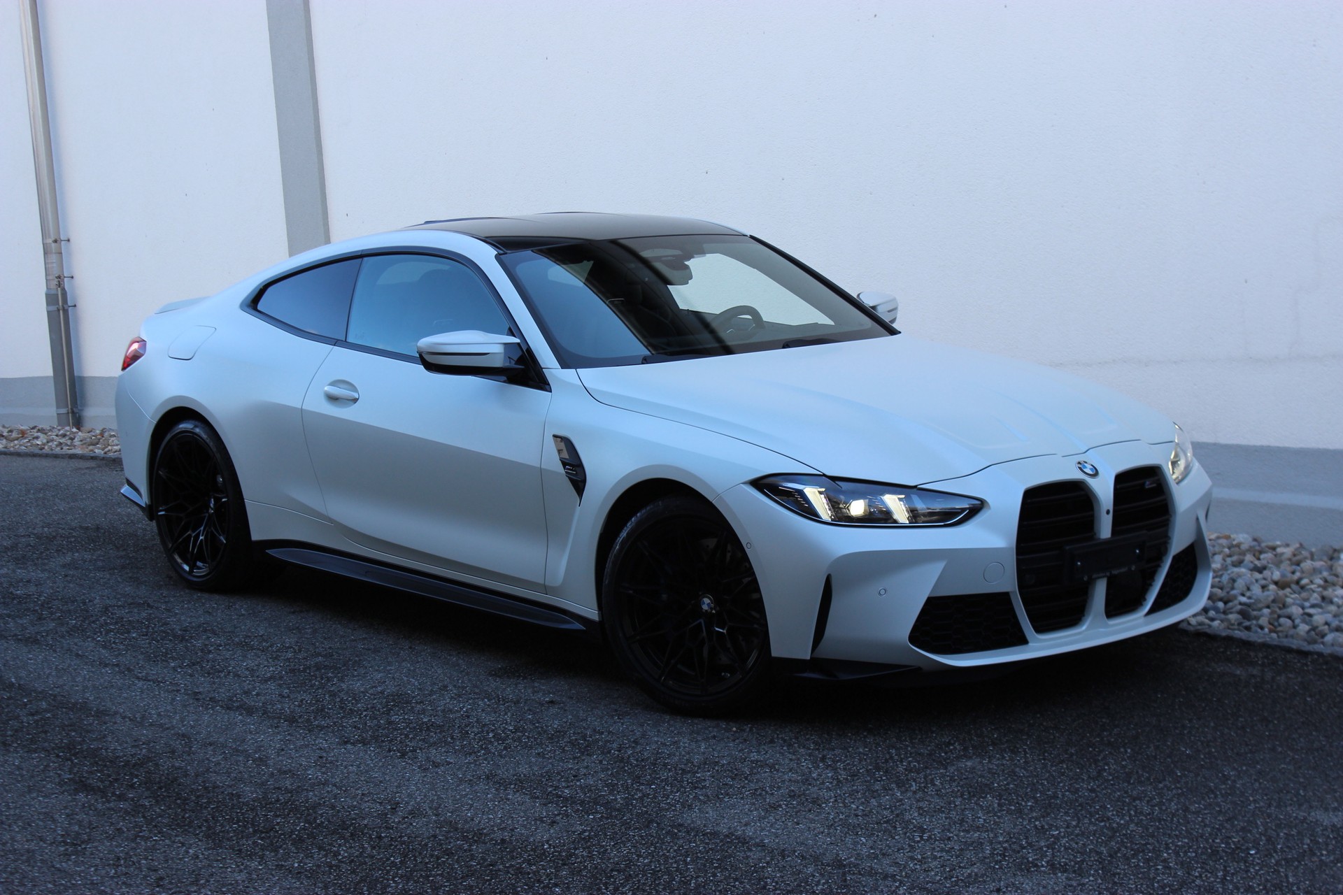 BMW M4 Coupé Competition M xDrive Individual *Frozen Brilliant White Metallic* 🎉1.88%-LEASINGAKTION🎉-image-2