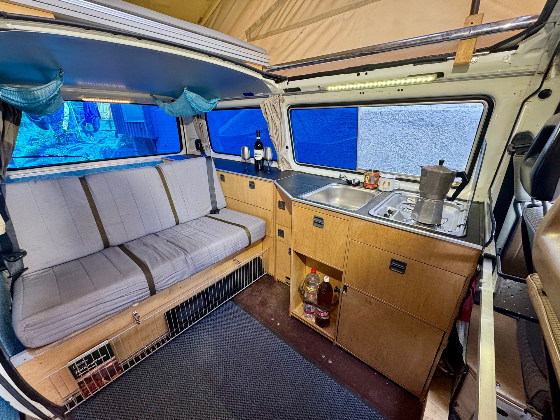 VW Transporter-image-4