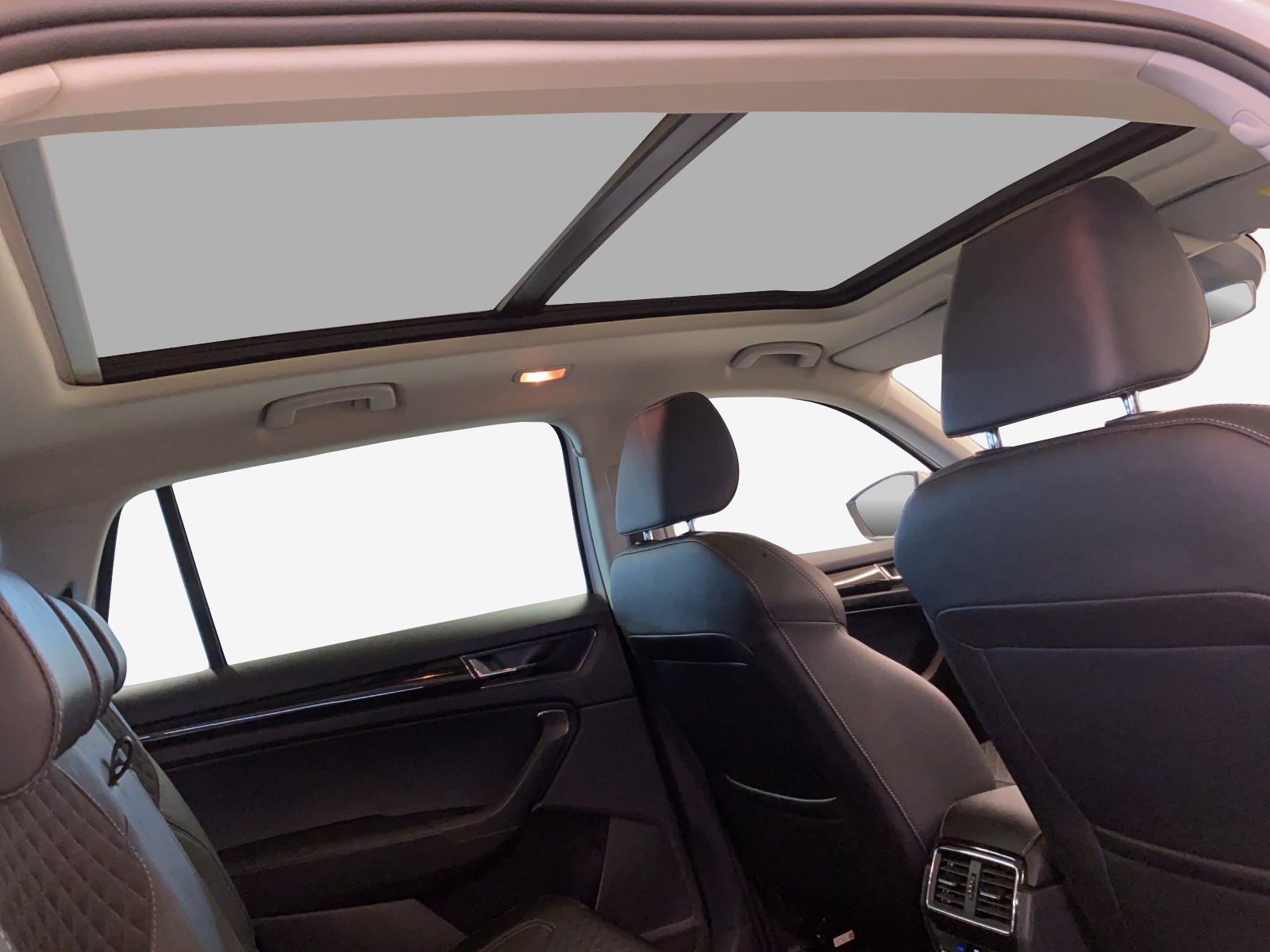 SKODA Kodiaq 2.0 TSI 4x4 Style-image-14