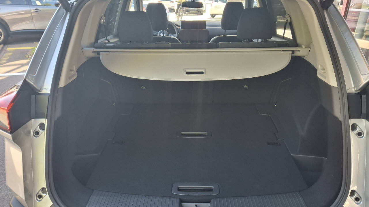 NISSAN X-Trail 1.5 VC-T N-Connecta e-4orce-image-5