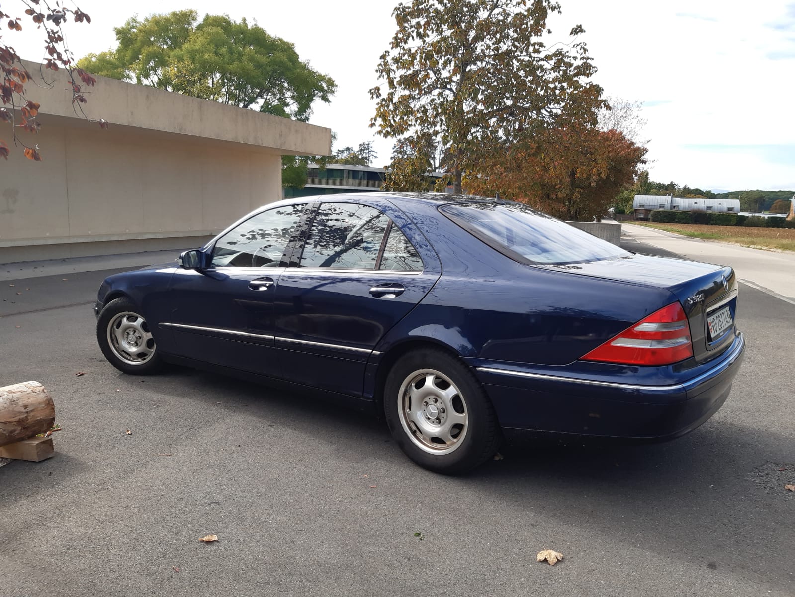 MERCEDES-BENZ S320-image-1