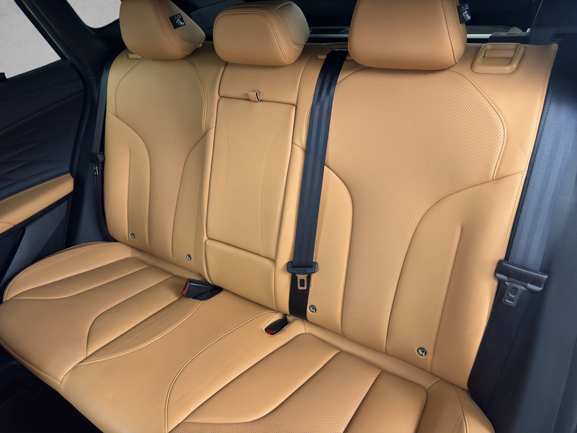 MG HS 1.5 Vti-Tech Luxury-image-12