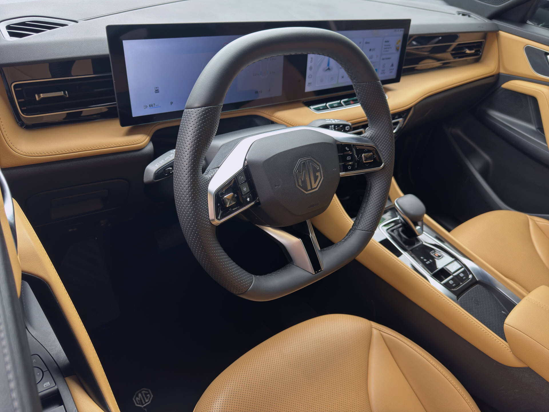 MG HS 1.5 Vti-Tech Luxury-image-7