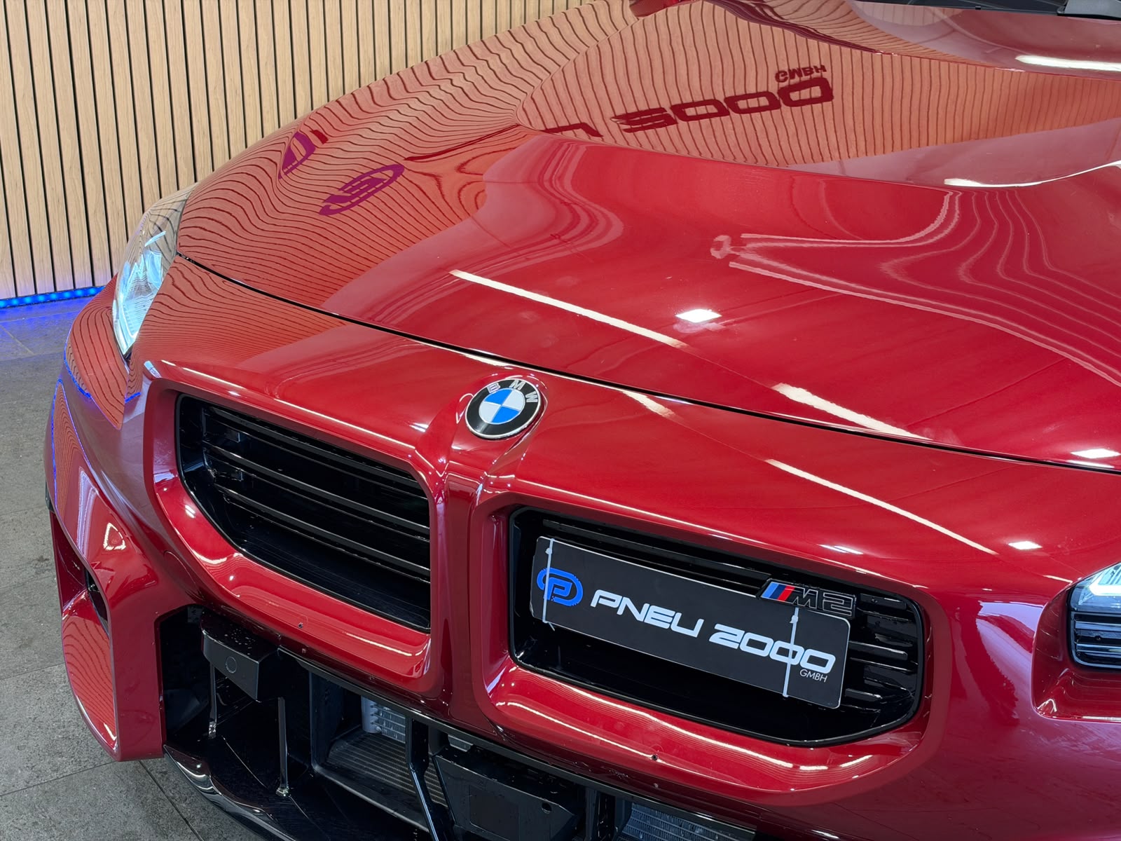 BMW M2 Steptronic *Fire Red Metallic*-image-7