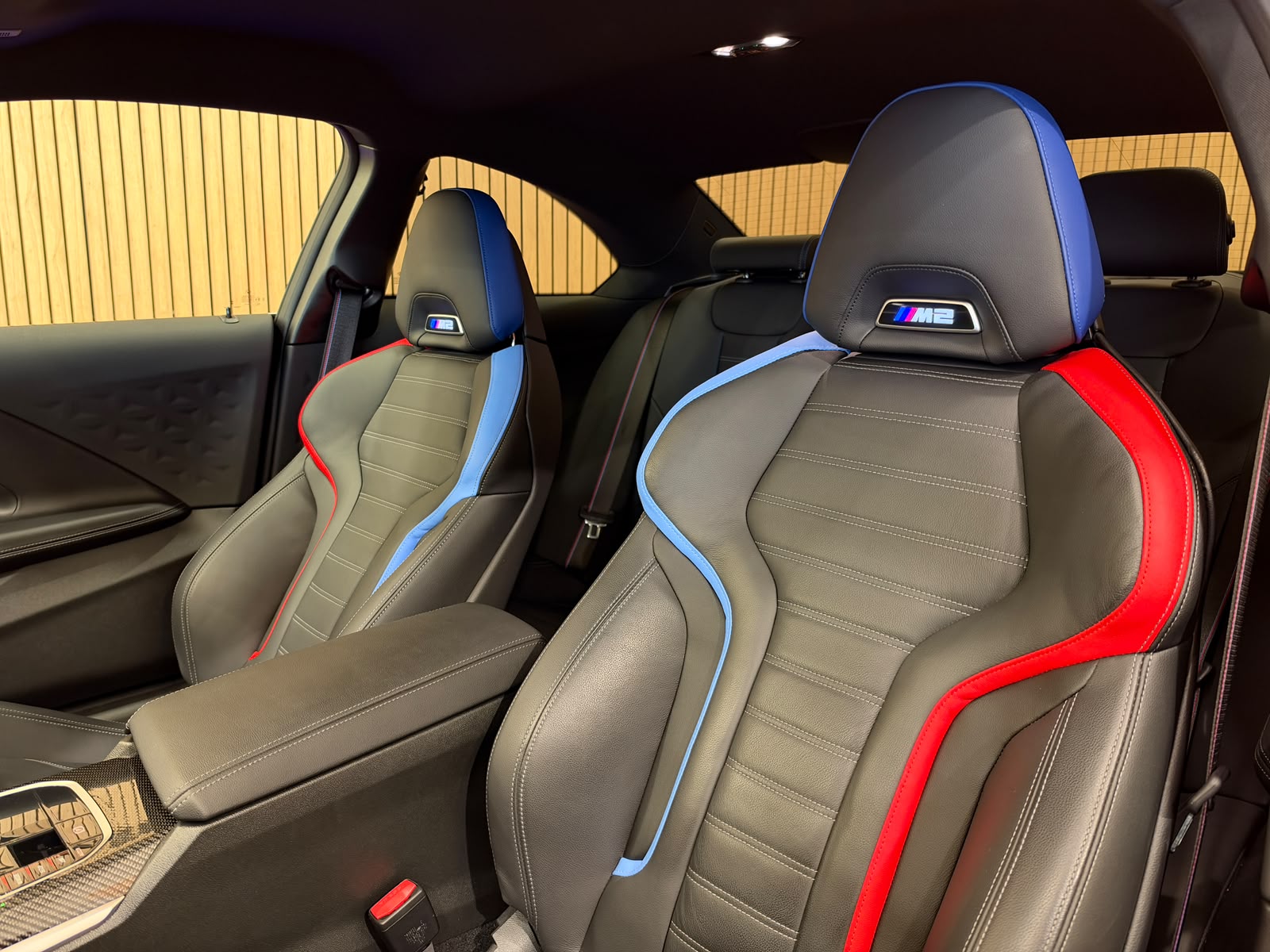 BMW M2 Steptronic *Fire Red Metallic*-image-24