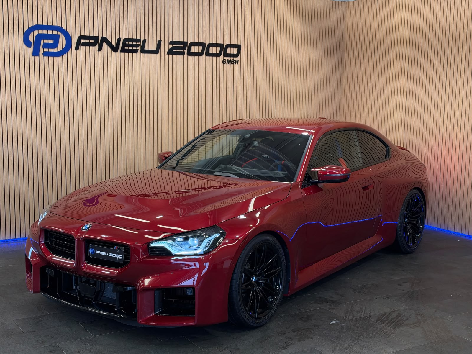 BMW M2 Steptronic *Fire Red Metallic*-image-0