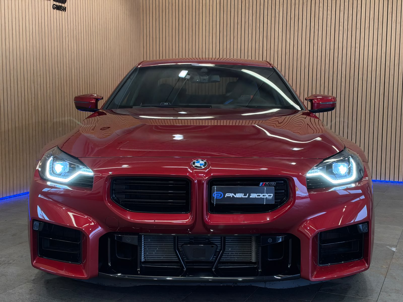 BMW M2 Steptronic *Fire Red Metallic*-image-3