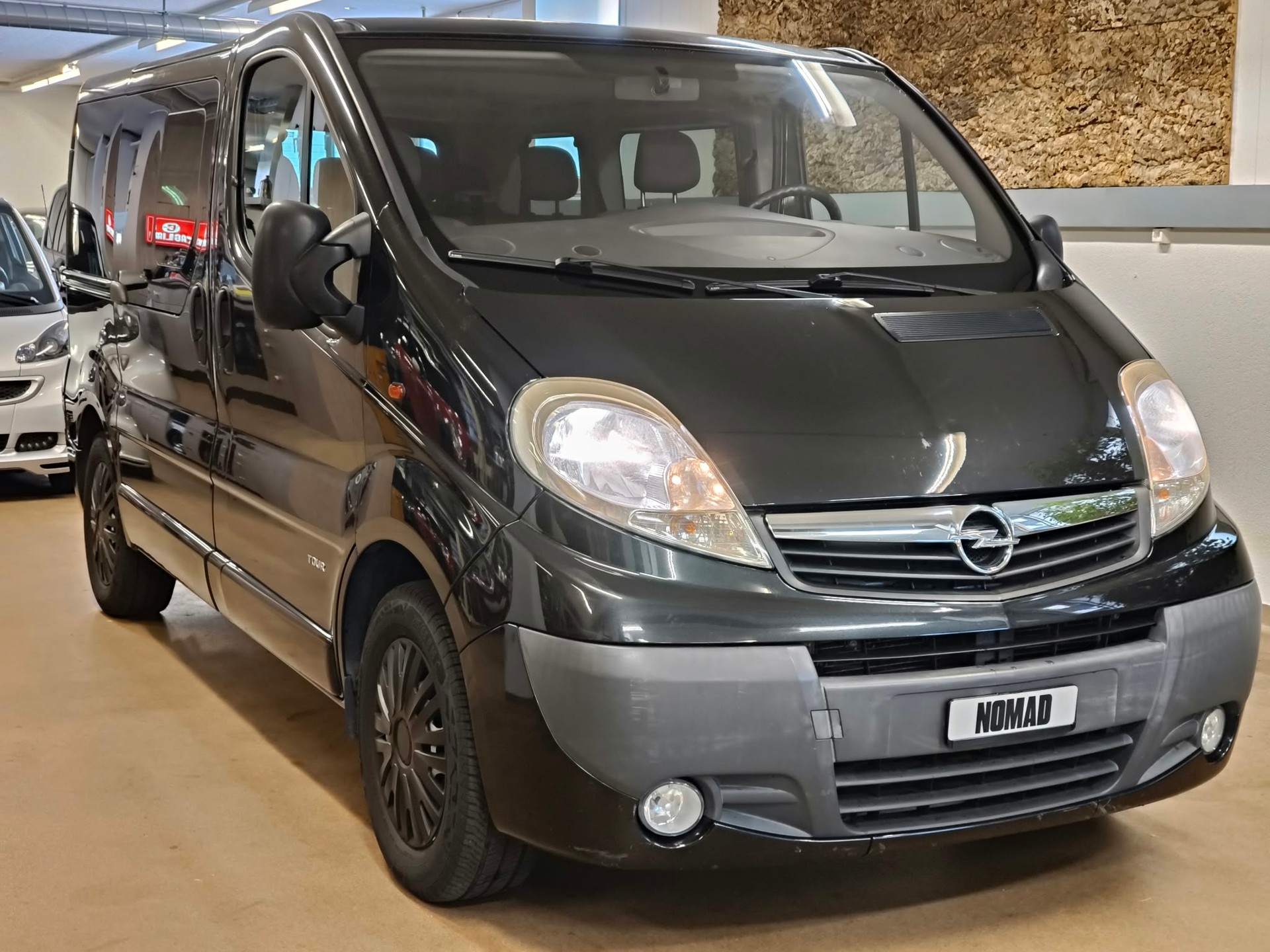 OPEL Vivaro Tour 2.5 CDTI 2.7t L1H1-image-2