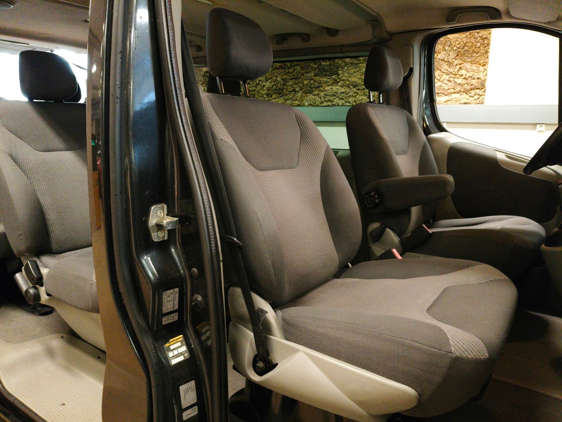 OPEL Vivaro Tour 2.5 CDTI 2.7t L1H1-image-14