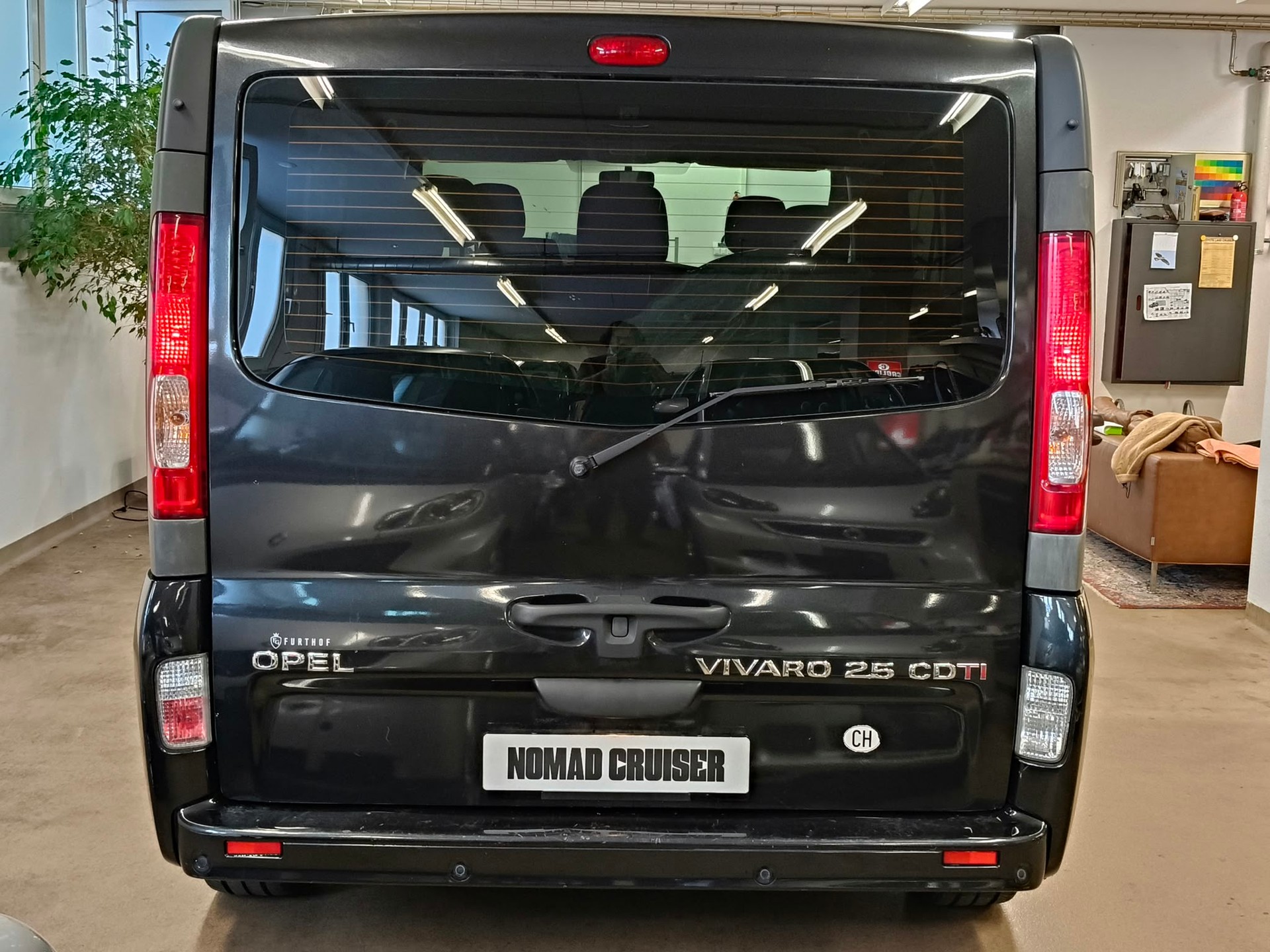 OPEL Vivaro Tour 2.5 CDTI 2.7t L1H1-image-7