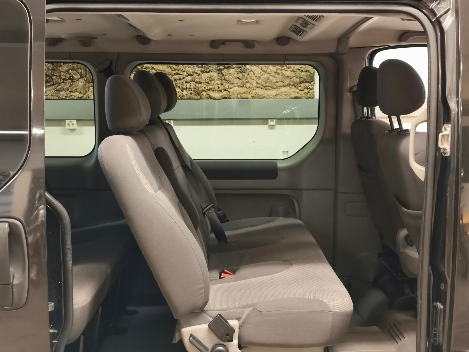 OPEL Vivaro Tour 2.5 CDTI 2.7t L1H1-image-21