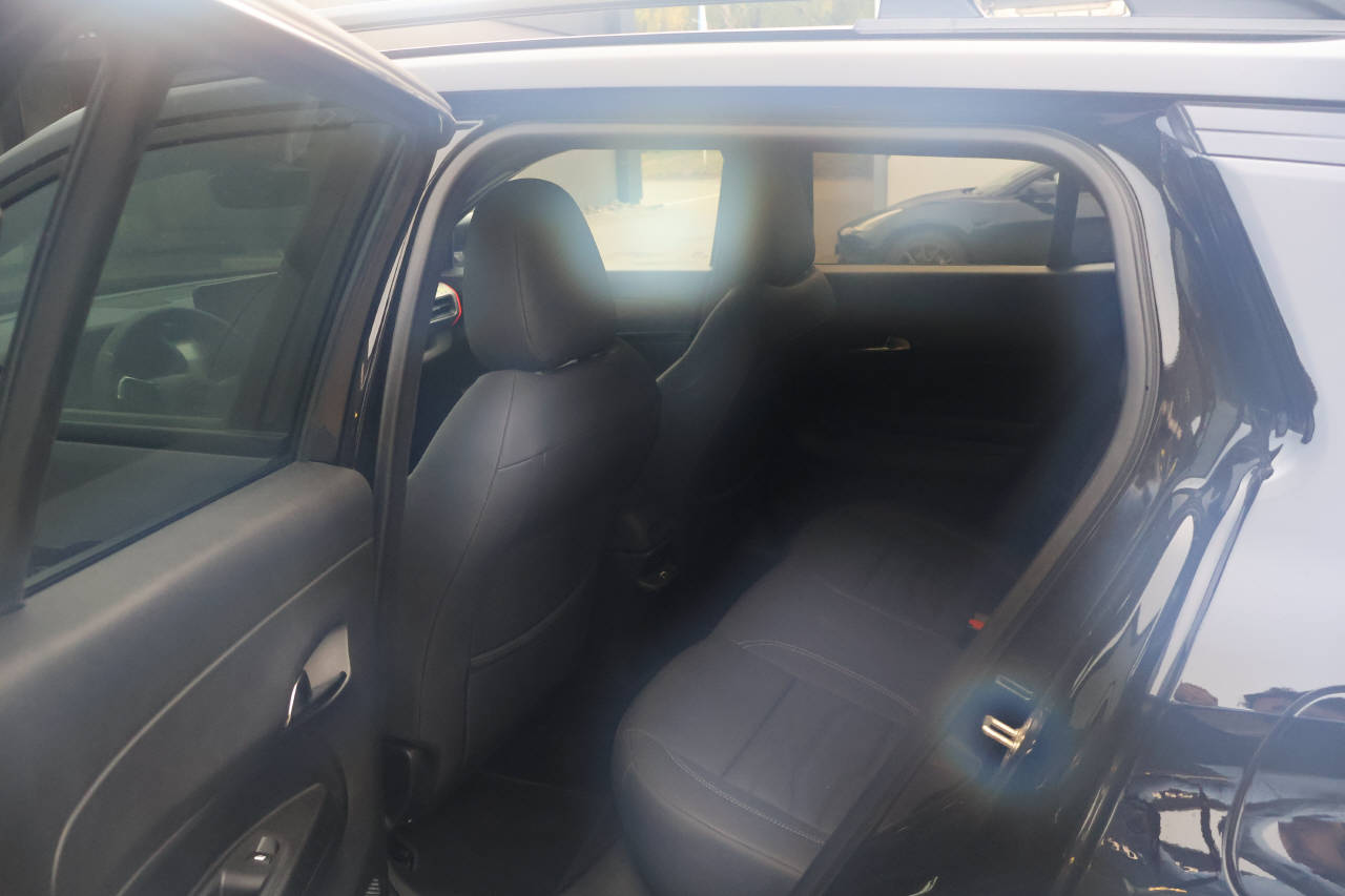 JEEP Avenger 1.2 MHEV Overland 4xe-image-13