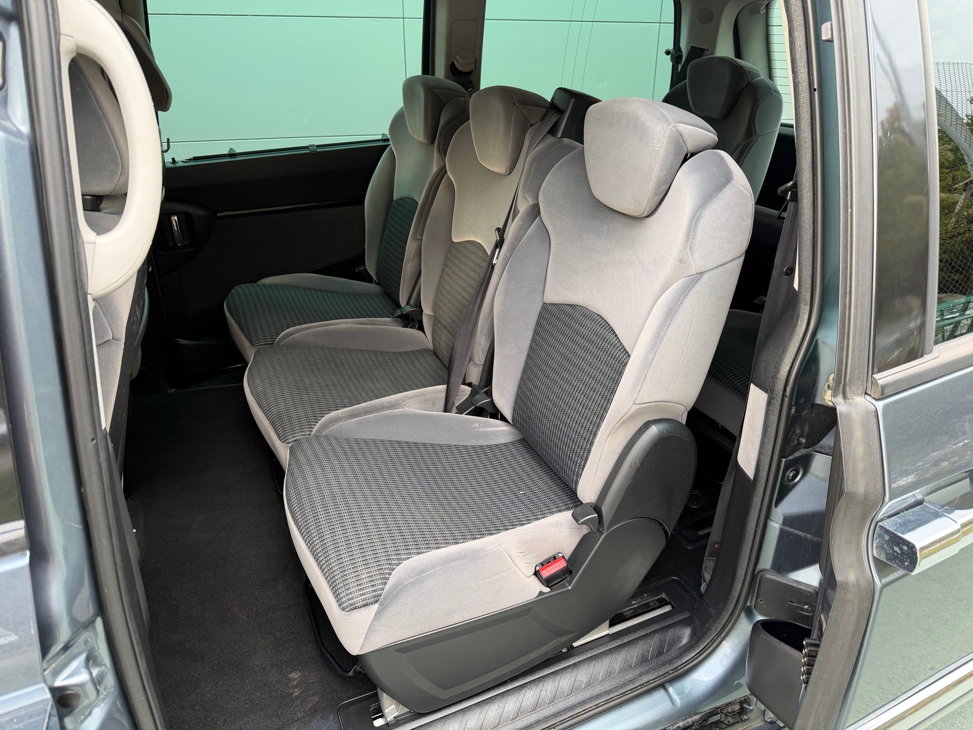 CITROEN C8 2.0 16V HDi Exclusive-image-10