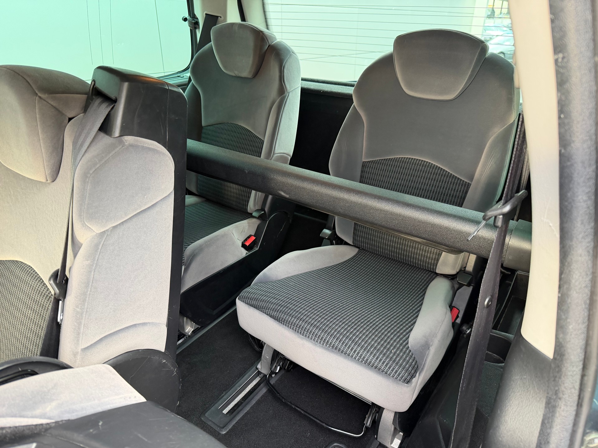 CITROEN C8 2.0 16V HDi Exclusive-image-12
