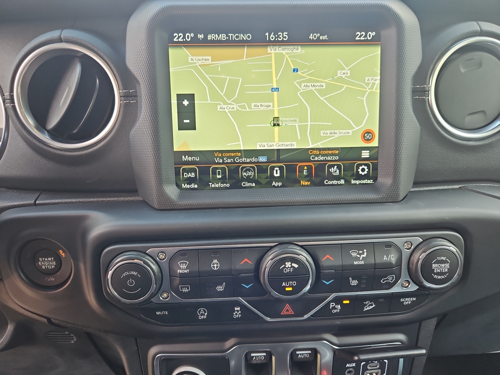 JEEP Wrangler 2.0 Sahara Automatic-image-12