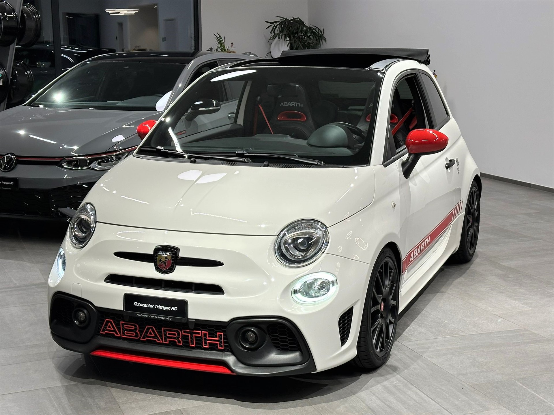 FIAT 595C 1.4 16V Turbo Abarth Pista-image-1
