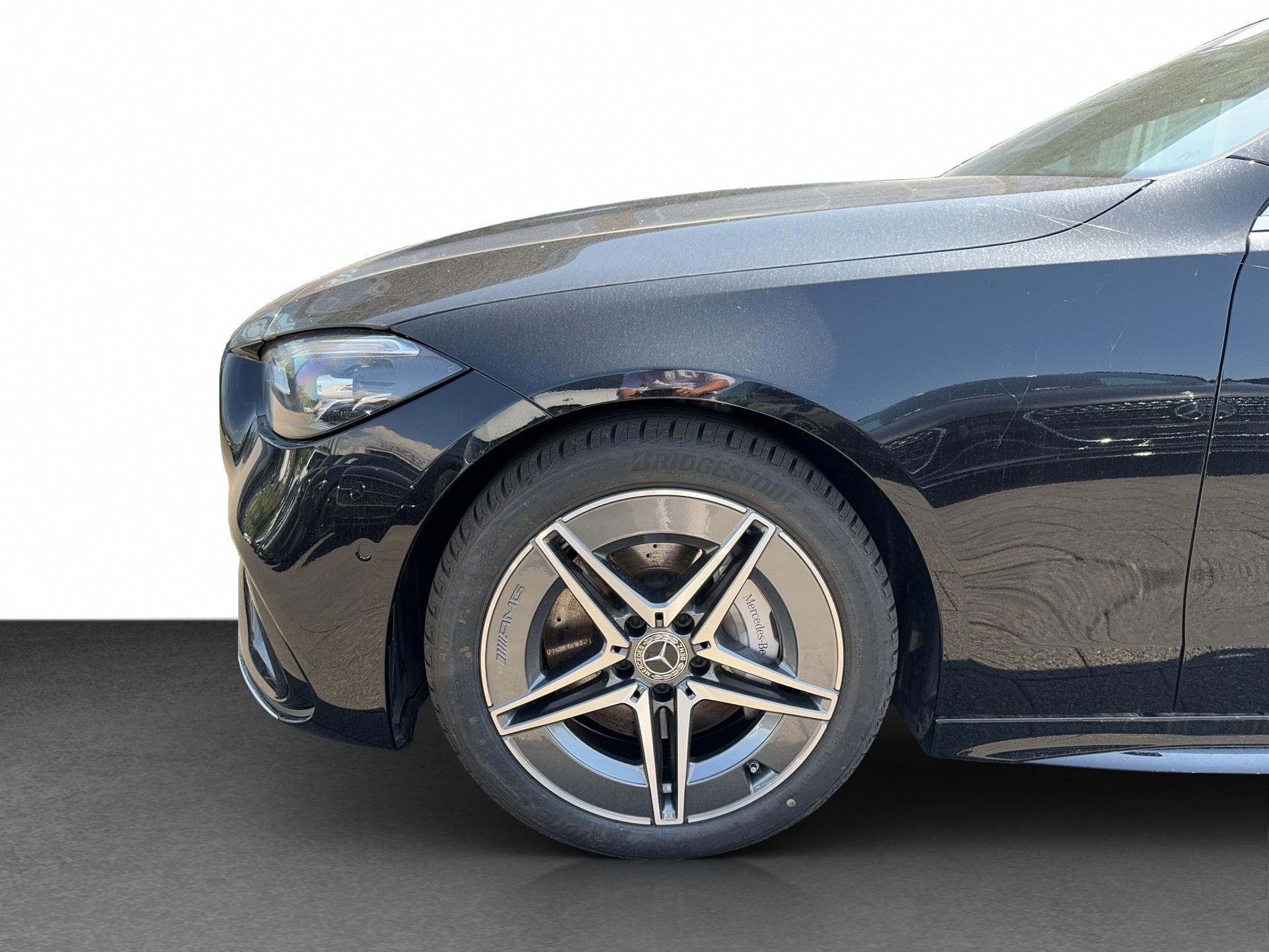 MERCEDES-BENZ C 200 4Matic AMG Line-image-11