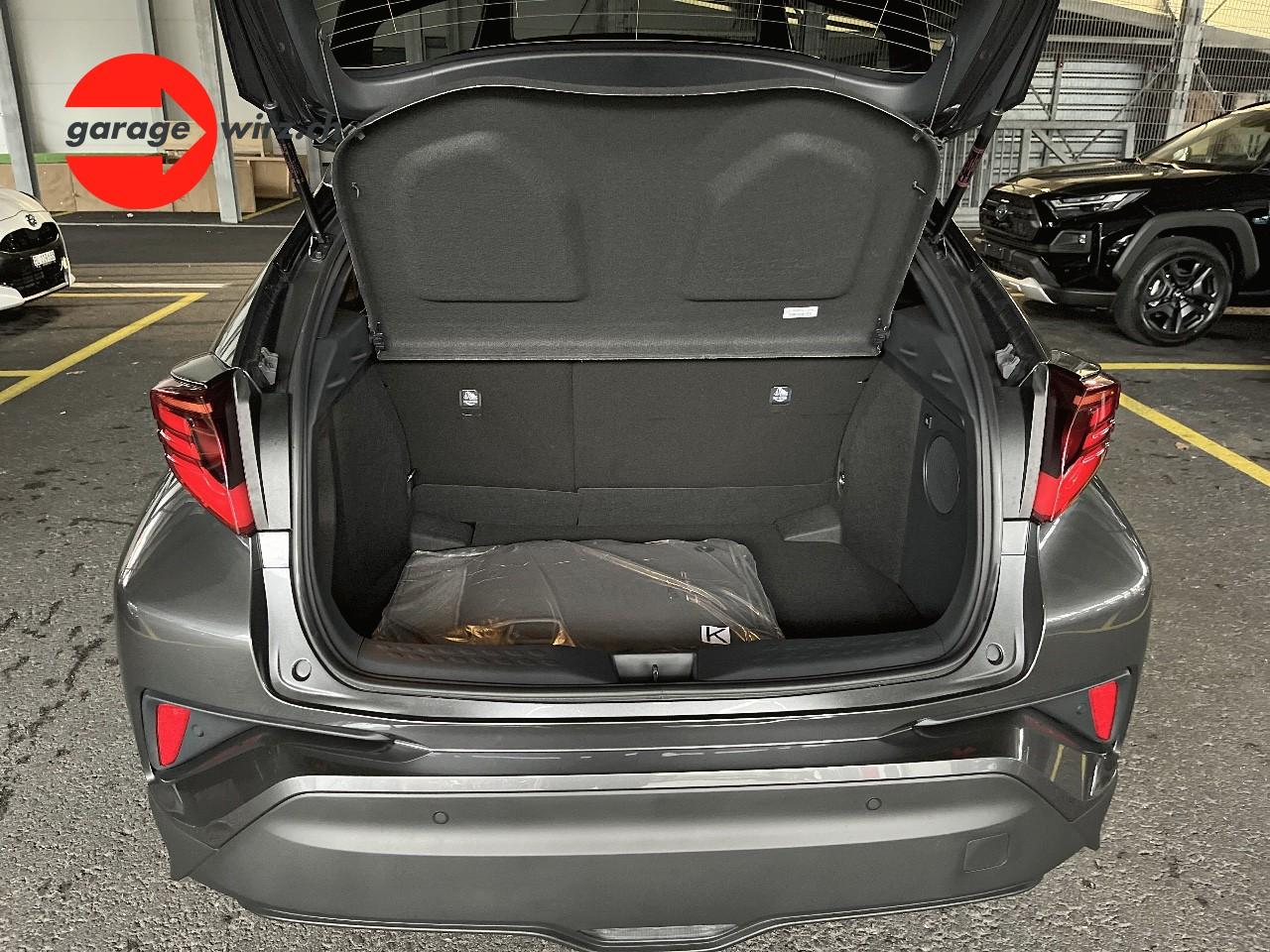 TOYOTA C-HR 1.8 VVTi HSD Trend-image-9