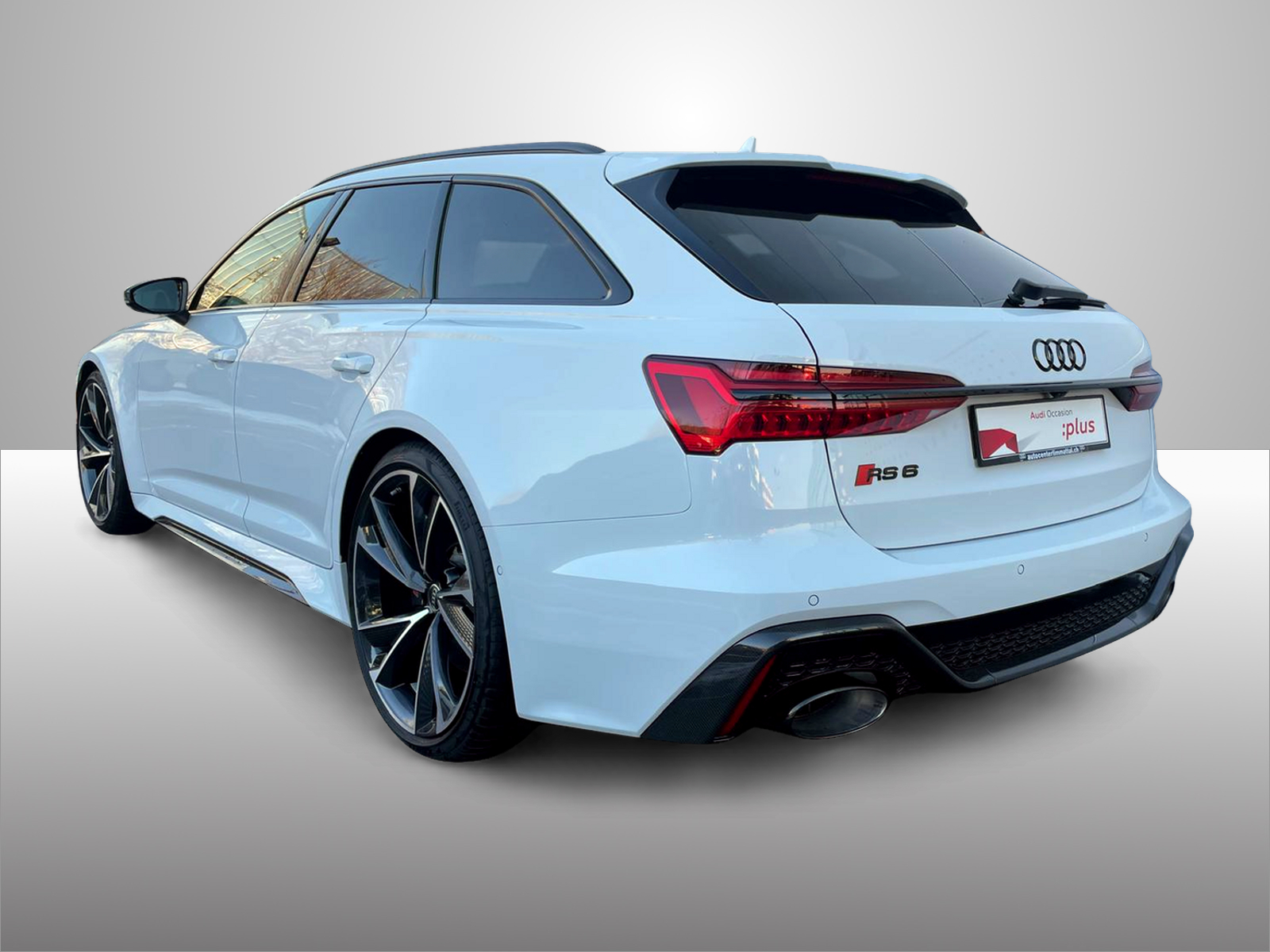 AUDI RS6 Avant 4.0 TFSI V8 Performance quattro-image-11