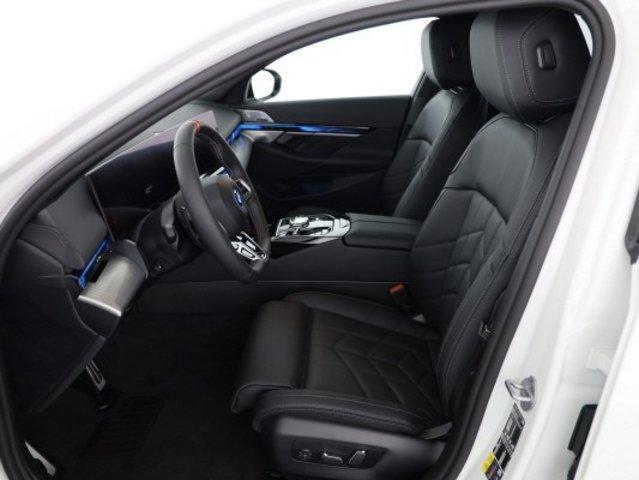 BMW i5 M60 xDrive-image-16