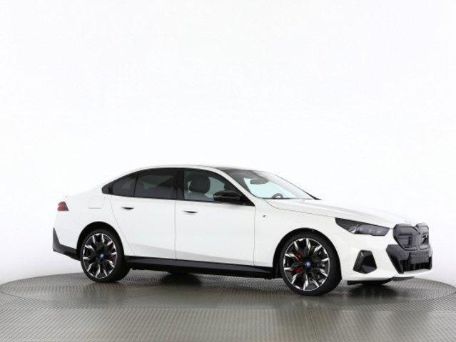 BMW i5 M60 xDrive-image-21
