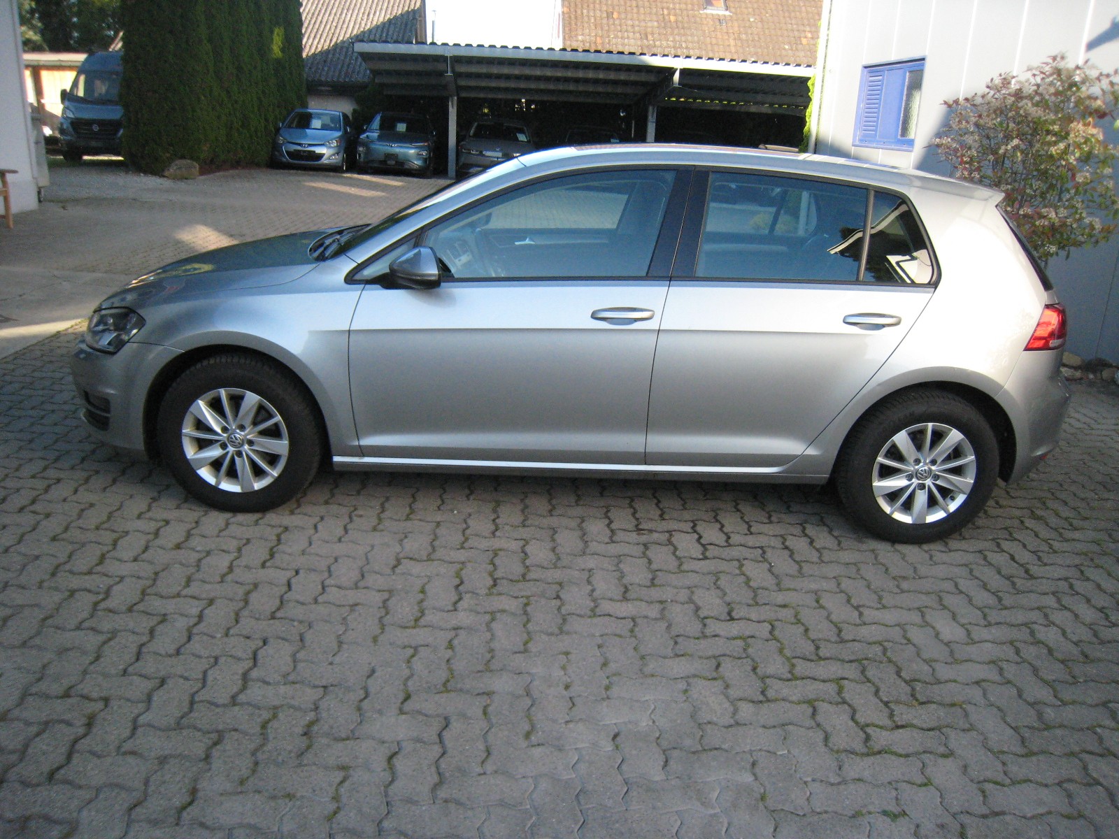 VW Golf 1.6 TDI BlueMotion Comfortline-image-2