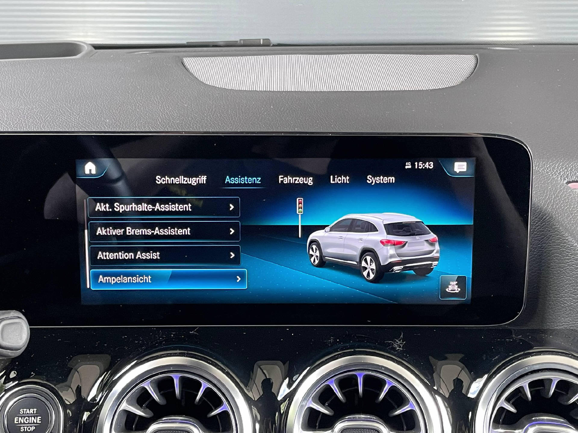 MERCEDES-BENZ GLA 220 d Progressive 4matic-image-13